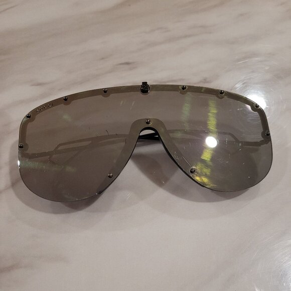 Gucci Metal Silver Frame Ruthenium Silver Lens Men's Sunglasses (GG-0667-S 002) - Picture 1 of 10